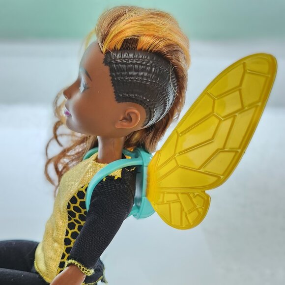 Bumble Bee DC Super Hero Fashion Doll - Picture 6 of 6
